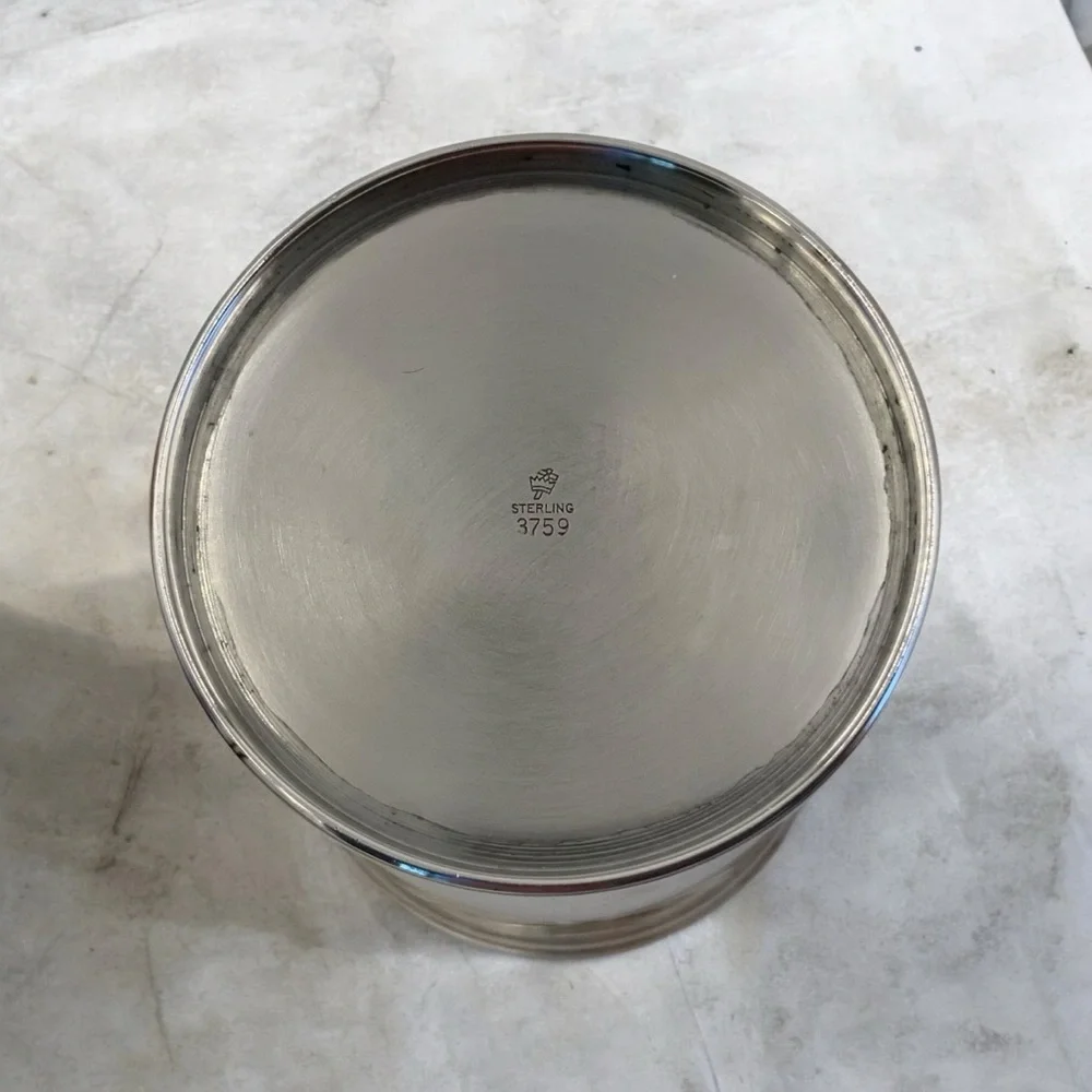 Vintage Sterling Silver Lot: Bread Tray, Bowl, Mint Julep Cup, 487 Grams, Marked - Picture 7 of 16